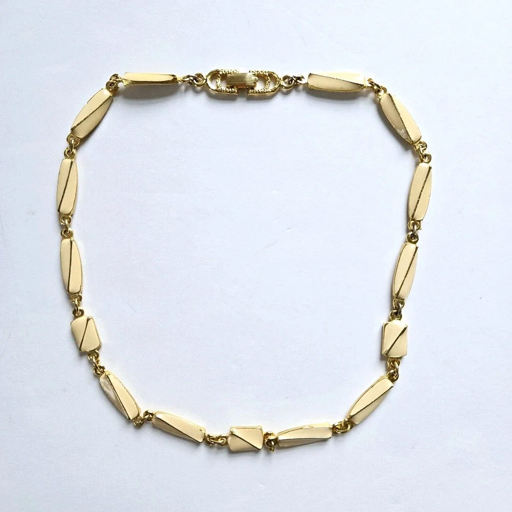 Vintage Choker Necklace Goldtone Cream Enamel Classic Midcentury Twee Coquette